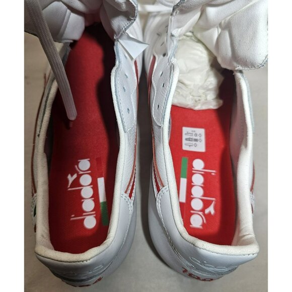 Athletic_Shoes